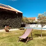 Hébergement de vacances Charming House In With Private Pool Sintra