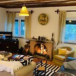 Semesterbostad Charming House In With Private Pool