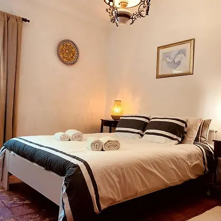 Charming House In With Private Pool Ferienhaus Sintra