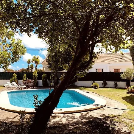 Charming House In With Private Pool *