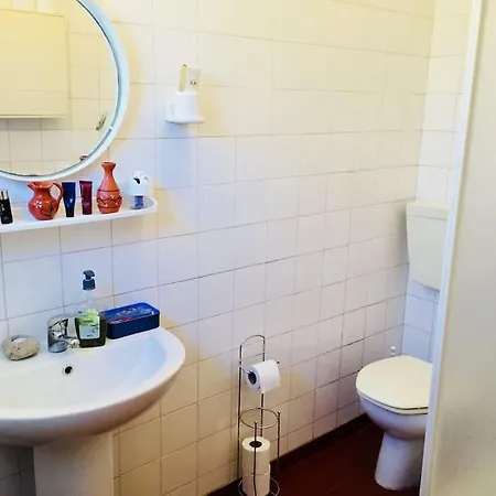 Дом отдыха Charming House In With Private Pool Синтра