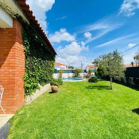 Charming House In With Private Pool Semesterbostad